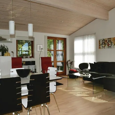 Three-bedroom Holiday In Hadsund Feriehus *